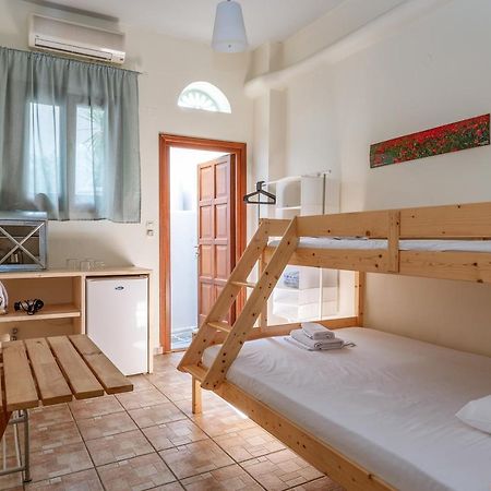 En Tino Basement 5 Otel Tínos Dış mekan fotoğraf