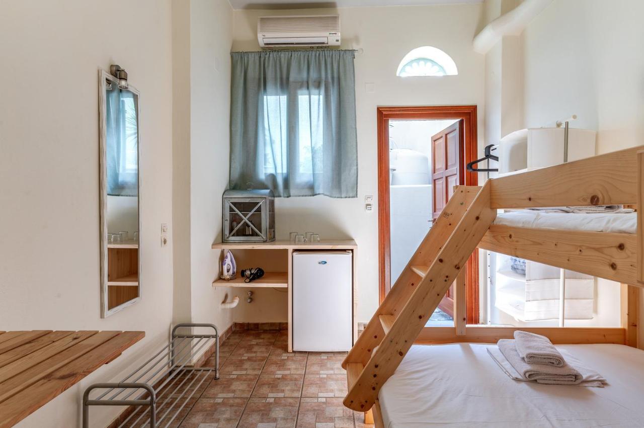 En Tino Basement 5 Otel Tínos Dış mekan fotoğraf